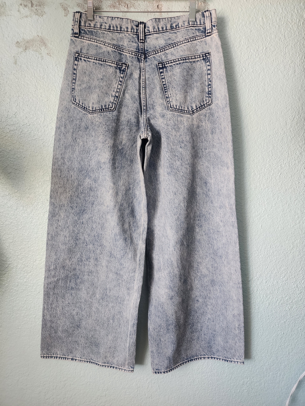 GAP Mid Rise Baggy Jeans - Light Blue Denim New With Tags - Picture 2 of 14